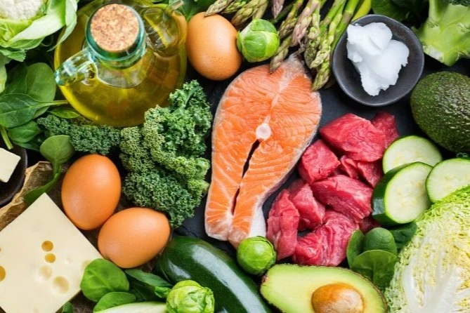 ¿De qué se componen los productos bajos en grasa?